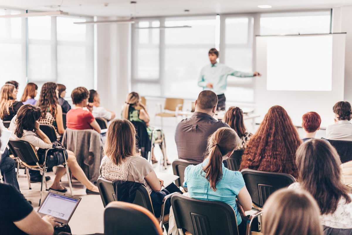 Organisieren Sie Präsenzveranstaltungen mit dem integrierten Seminarmanager von sycat eLU